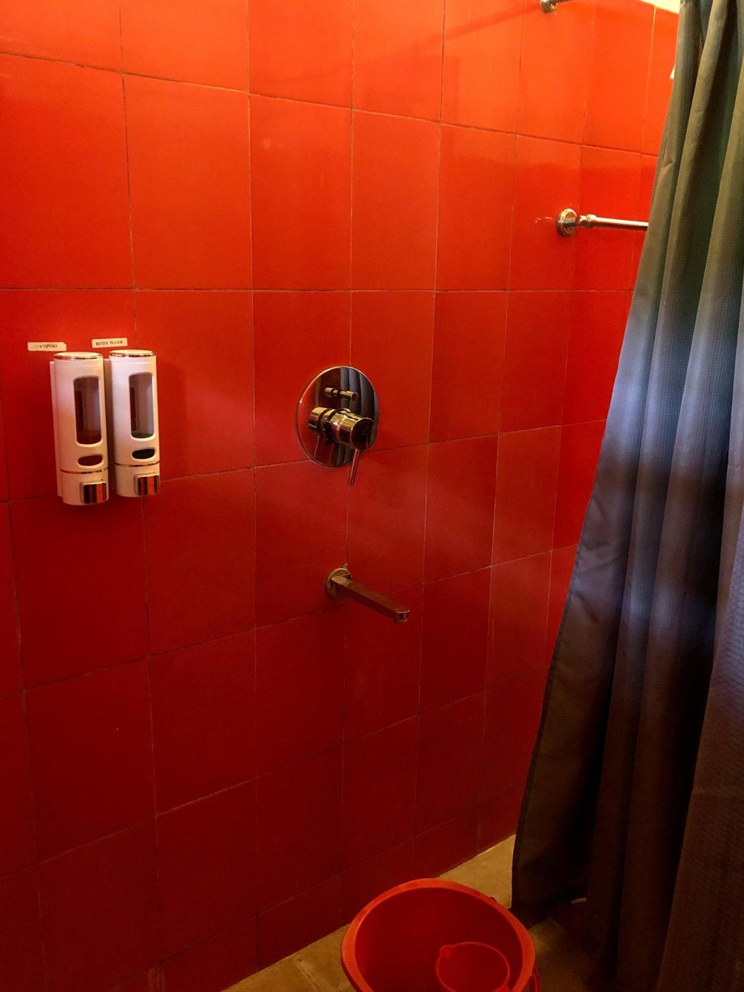 Nirvana Guest House Guwahati Zewnętrze zdjęcie