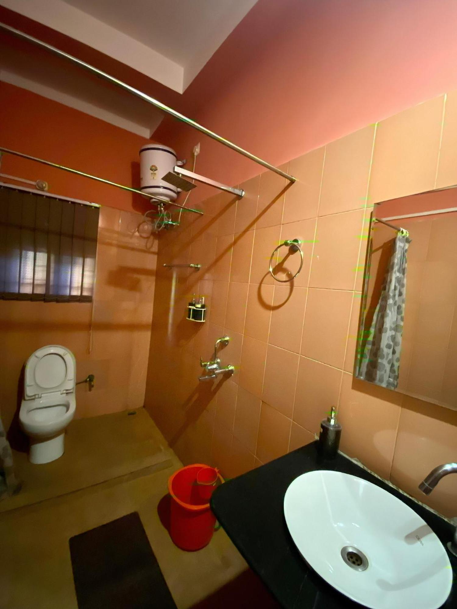 Nirvana Guest House Guwahati Zewnętrze zdjęcie